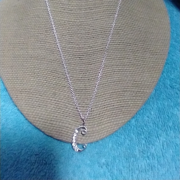 Elegant Silver Pendant Necklace initial C crystals - Picture 5 of 5